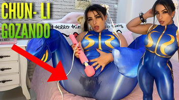 Cosplay woman dressed as Chun Li from Street Fighter has an climax and gets humid in her panties and pants