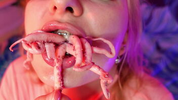 Arya Grander's unusual food fetish: eating octopus